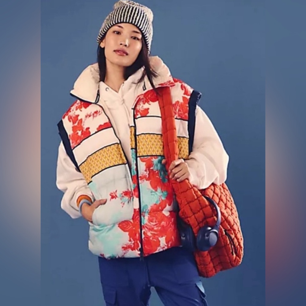 🆕 FP Movement by Free People In A Bubble Sport Floral Puffer Vest - NWT